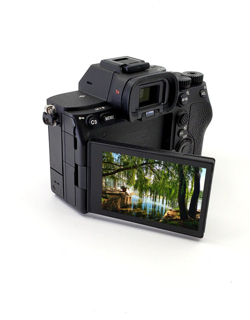 Load image into Gallery viewer, Sony Alpha 7 IV Full-Frame Mirrorless Interchangeabl

